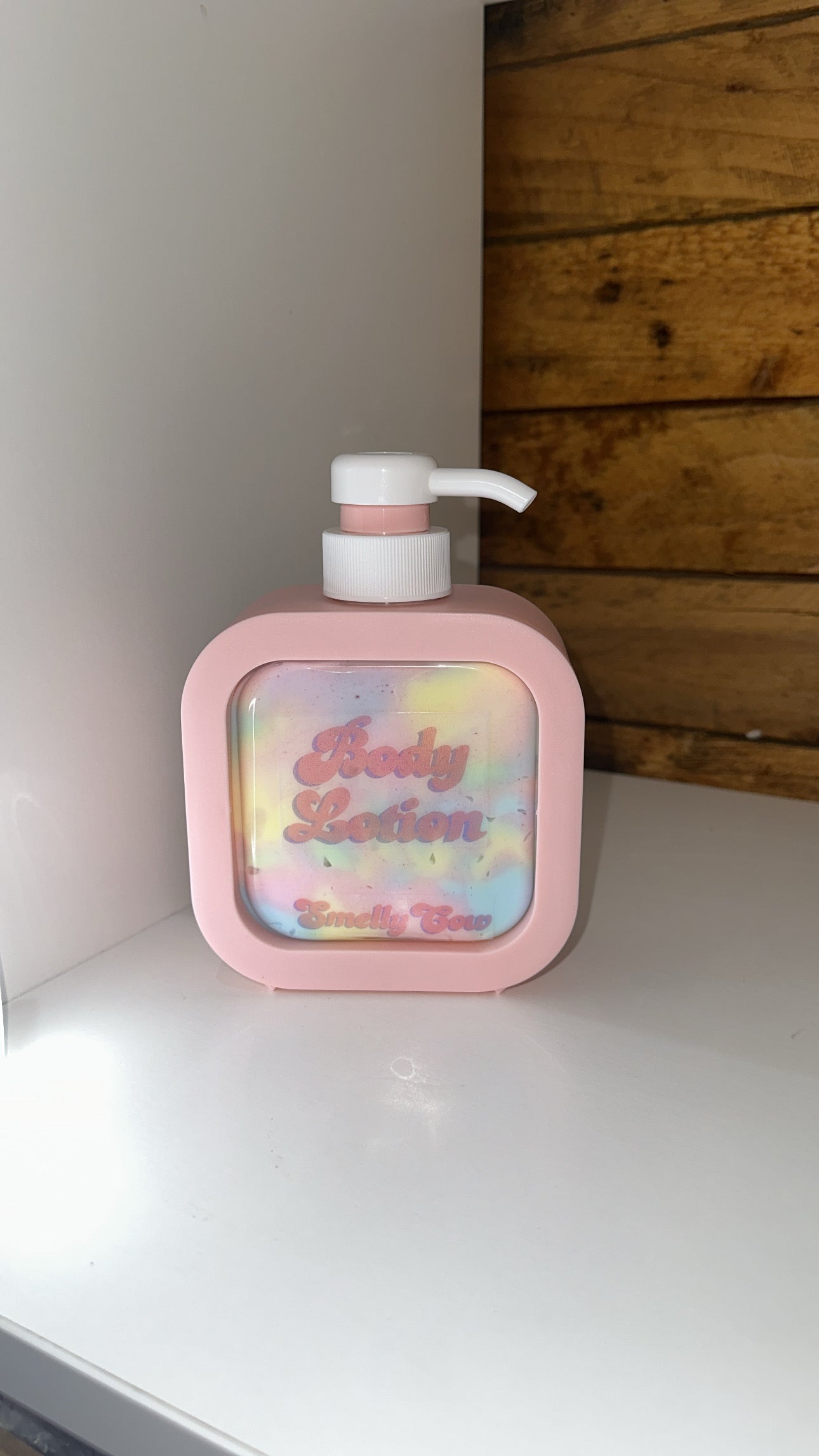 Scented luxurious Body Lotion 300ml Pump Bottles White or Pink